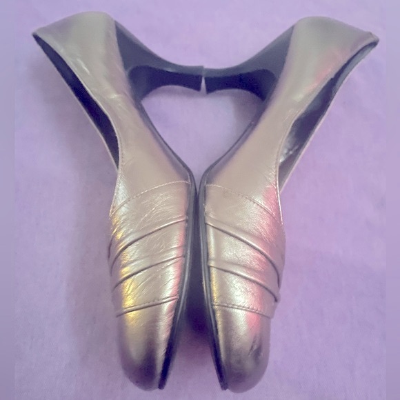 VGC Luca Ferri Silver Heels shoes Size 7 for womem - Picture 6 of 14